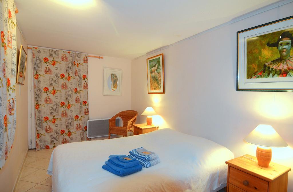 Domaine De La Mesange Bed & Breakfast Le Mesnil-Durand Dış mekan fotoğraf